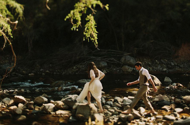 tim-coulson=photographer-bush-wedding-sydney-amazing-creek-river-country15