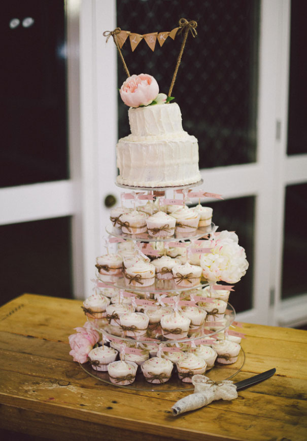 wedding-cake-inspiration-cheese-wheel-naked-cake-flowers-traditional-cool-rainbow5