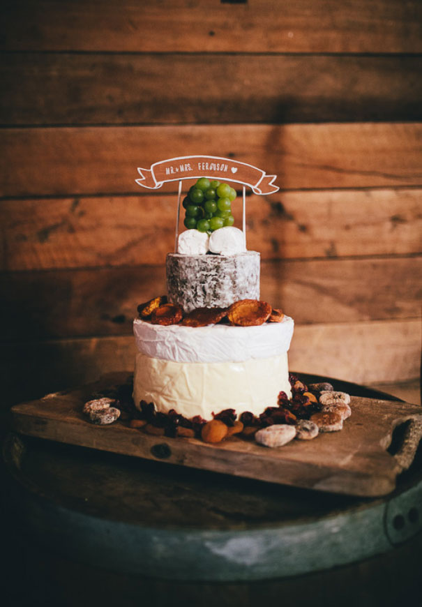 wedding-cake-inspiration-cheese-wheel-naked-cake-flowers-traditional-cool-rainbow6
