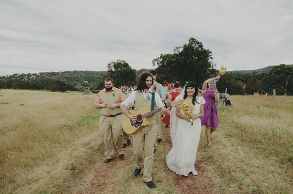 samm-blake-rock-n-roll-bride-green-bright-country-wedding-DIY21