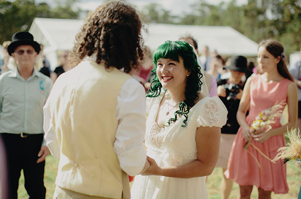 samm-blake-rock-n-roll-bride-green-bright-country-wedding-DIY24
