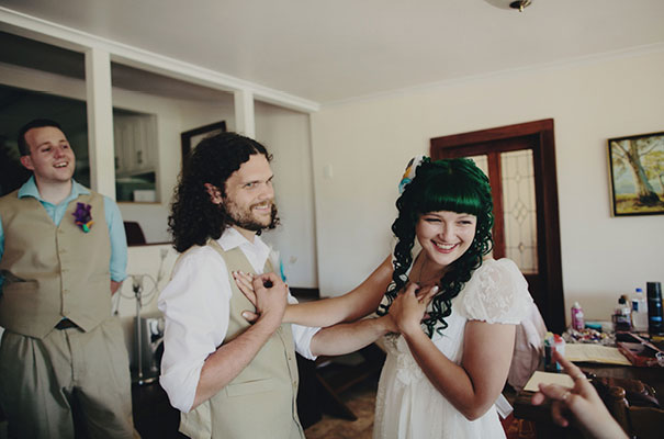 samm-blake-rock-n-roll-bride-green-bright-country-wedding-DIY5