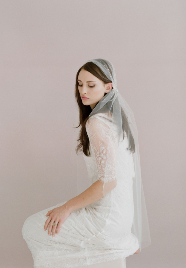 twigs-honey-elizabeth-messina-hello-may-magazine-wedding-bridal-accessories10