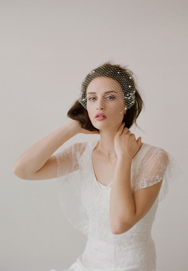 twigs-honey-elizabeth-messina-hello-may-magazine-wedding-bridal-accessories9