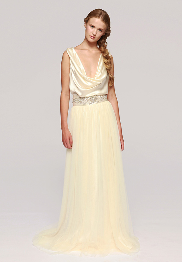 otuday-bridal-gown-wedding-dress-boho-spanish-designer10