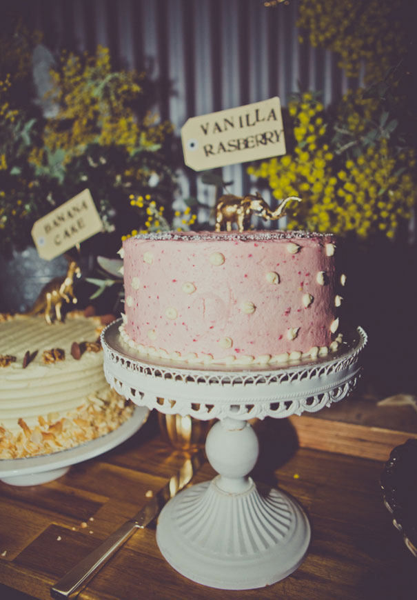 WA-surprise-wedding-perth-wedding-photographer-dessert-bar-inpiration-cake-topper7