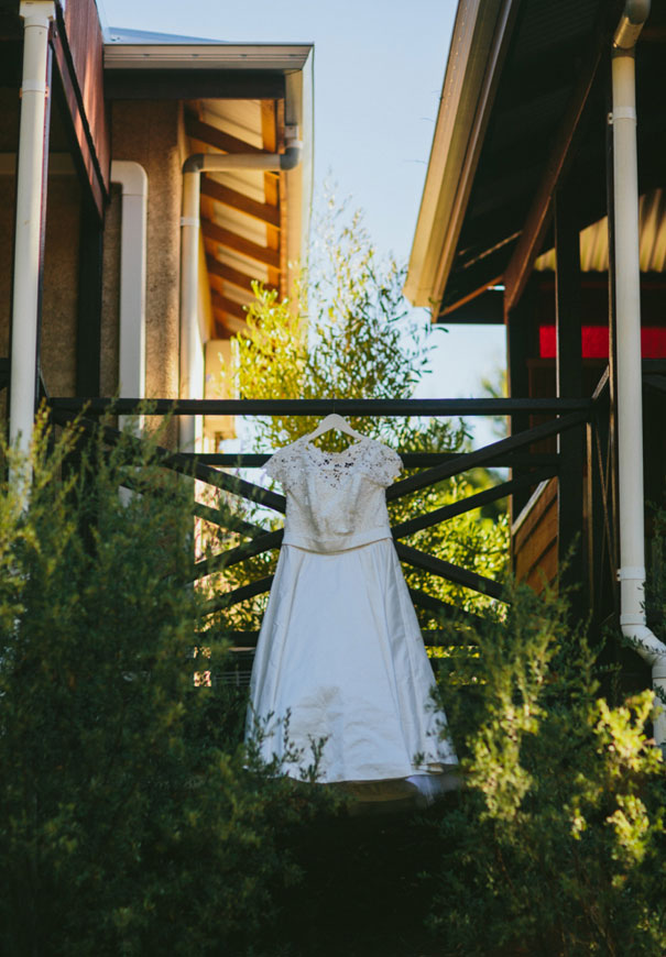elvi-design-perth-wedding-photographer-tea-length-bridal-gown2