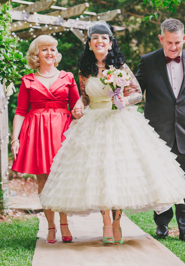 QLD-rock-n-roll-retro-vintage-bride-bright-backyard-wedding3
