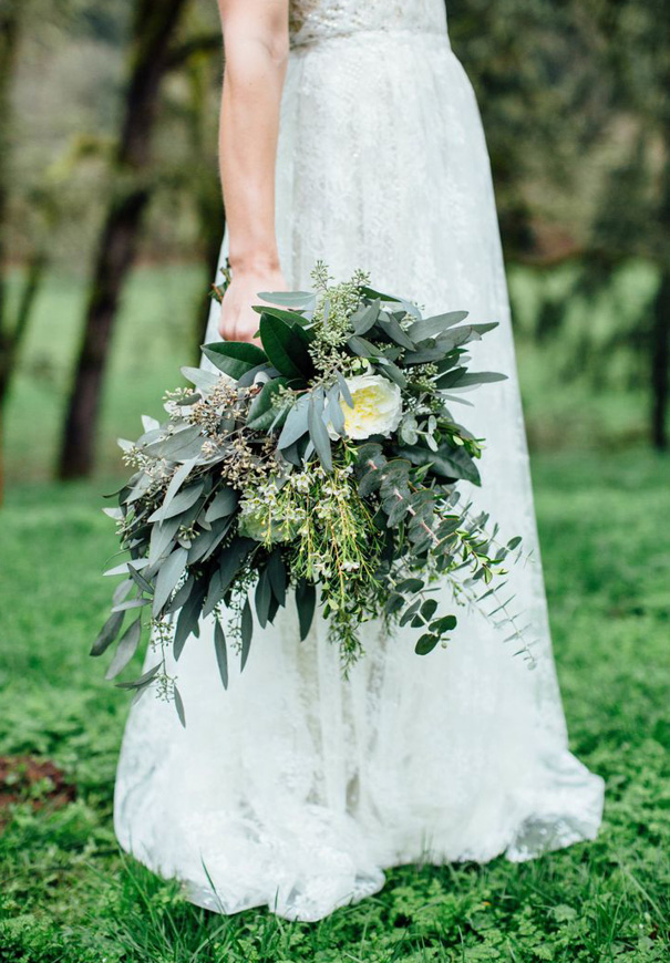 cool-beautiful-wild-flowers-bridal-bouquet-inspiration-wedding-florals12