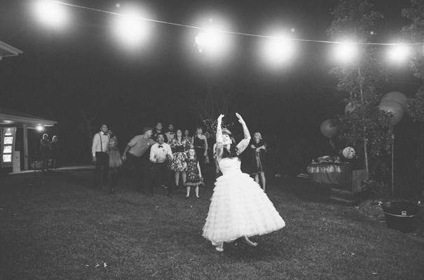 rock-n-roll-retro-vintage-bride-bright-backyard-wedding34