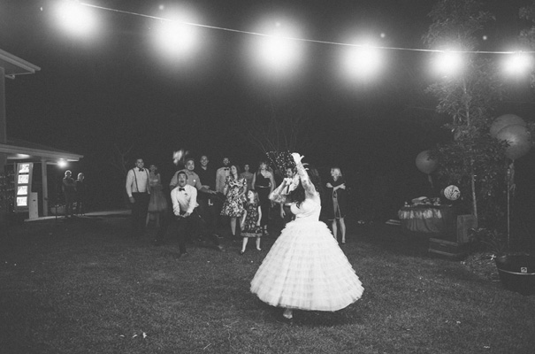 rock-n-roll-retro-vintage-bride-bright-backyard-wedding35