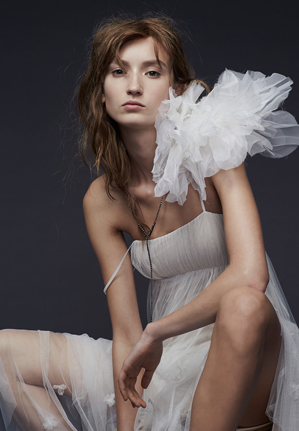 vera-wang-2015-bridal-collection-wedding-dress-hello-may-magazine10