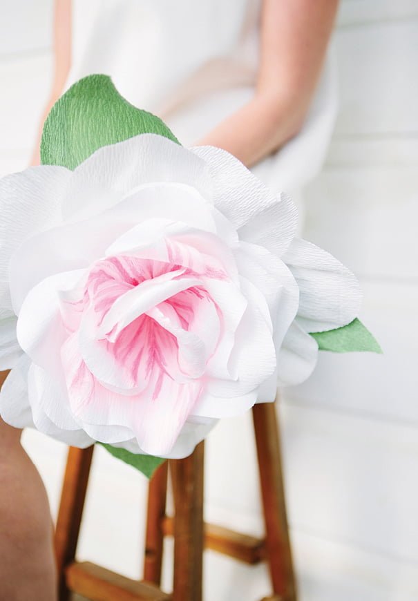 diy-paper-flower-magnolia-watercolour-bride-wedding