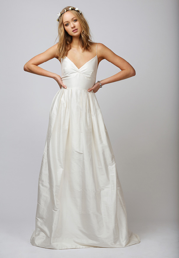 rue-de-seine-boho-gypsy-elegant-romantic-bridal-gown