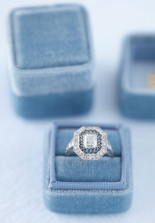 the-mrs-box-velvet-engagement-ring-gift5