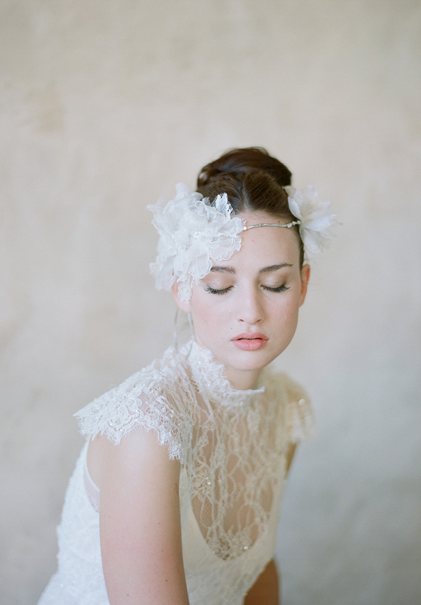 twigs-and-honey-bridal-accessories-wedding-dress-elizabeth-messina11