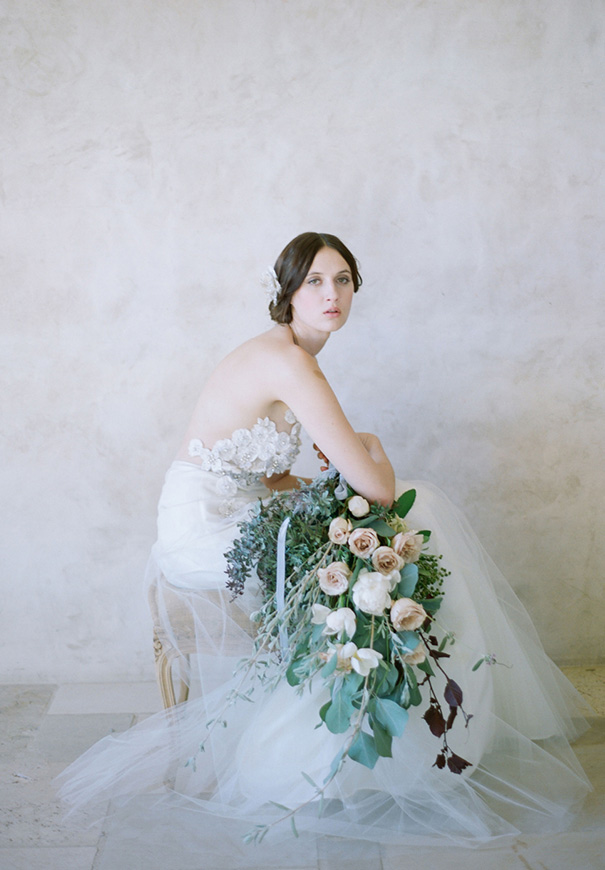 twigs-and-honey-bridal-accessories-wedding-dress-elizabeth-messina2