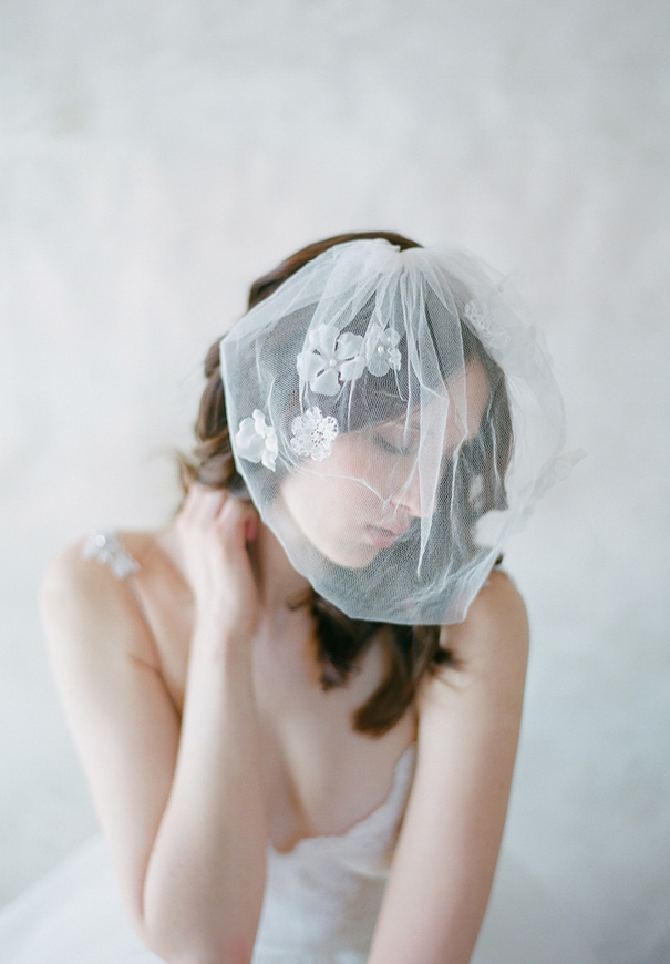 twigs-and-honey-bridal-accessories-wedding-dress-elizabeth-messina5