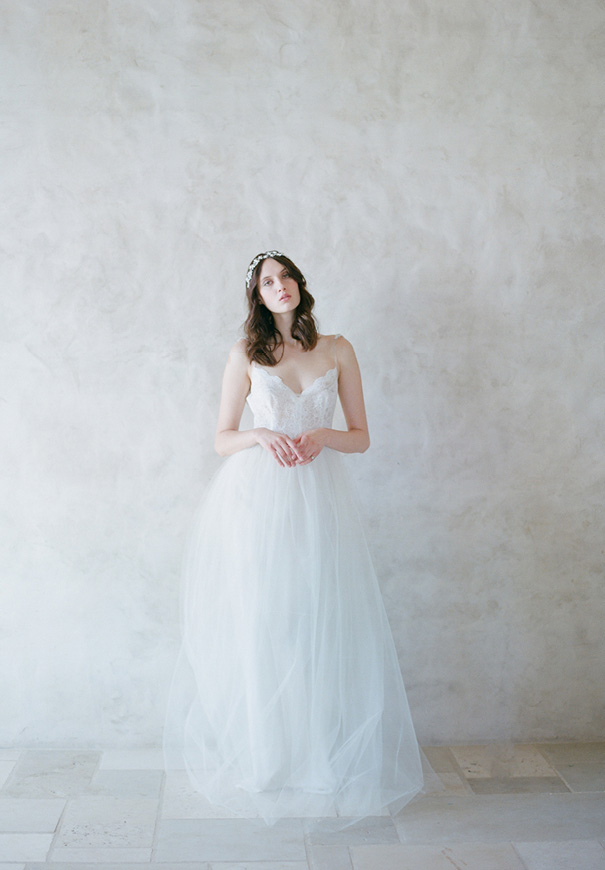 twigs-and-honey-bridal-accessories-wedding-dress-elizabeth-messina7