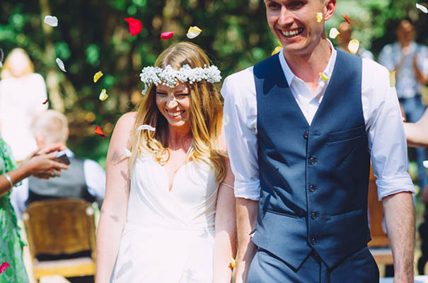 zimmerman-bridalgown-backyard-casual-wedding18