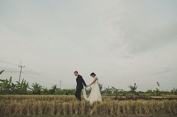 bali-wedding-jenny-packham-bridal-gown-dan-oday-photography36