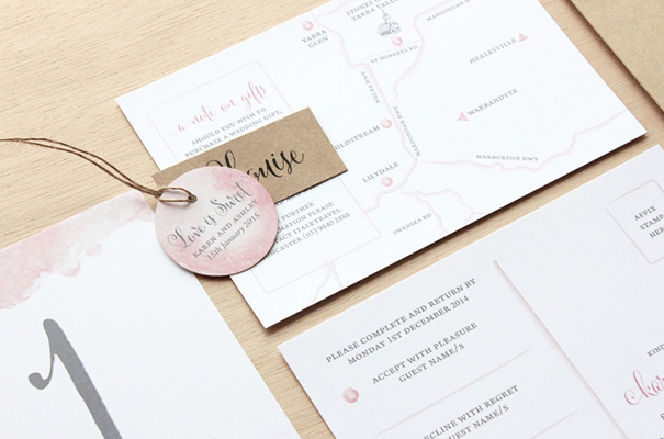 pink-blush-watercolour-wedding-invitation-kraft-envelope8