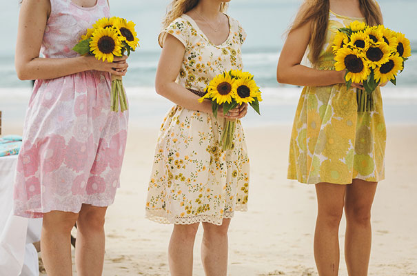 stradbroke-island-teeki-style-beach-coastal-barefoot-bride-wedding11