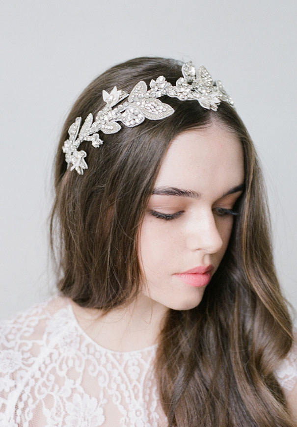 bride-la-boheme-bridal-hair-inspiration-accessories10