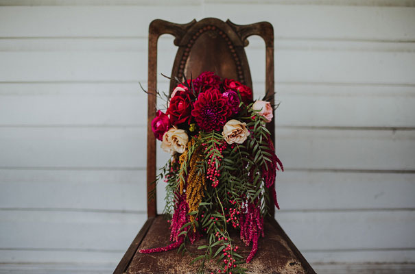 floral-ceremony-reception-tipi-styling-wedding-insporation-justin-aaron6