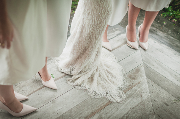 homemade-bridal-gown-babies-breath-wedding-gui-jorge-photography12