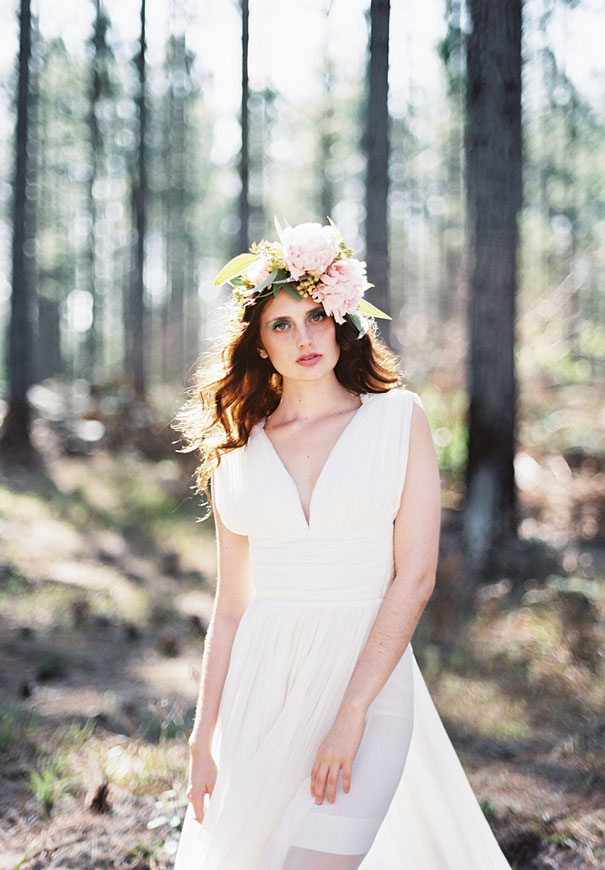 hello-may-feather-and-stone-bridal-fashion-babushka-peoni-wedding-dress-awesome-natural-rose-flowers1