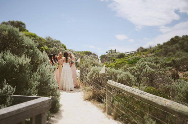 barwon-heads-wedding-photographer-great-ocean-road-bride-reception-inspiration-bush-coast13