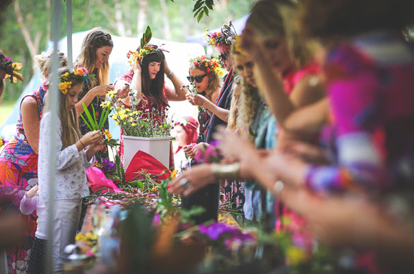 rock-n-roll-bride-hippy-boho-wedding-forest-creek-flower-inspiration20