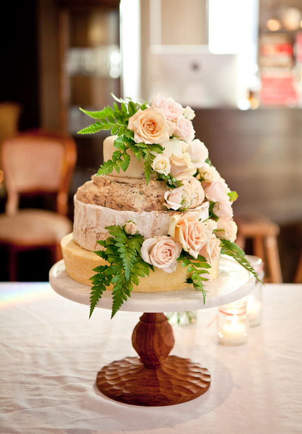 wedding-cake-inspiration-cheese-wheel-naked-cake-flowers-traditional-cool-rainbow7