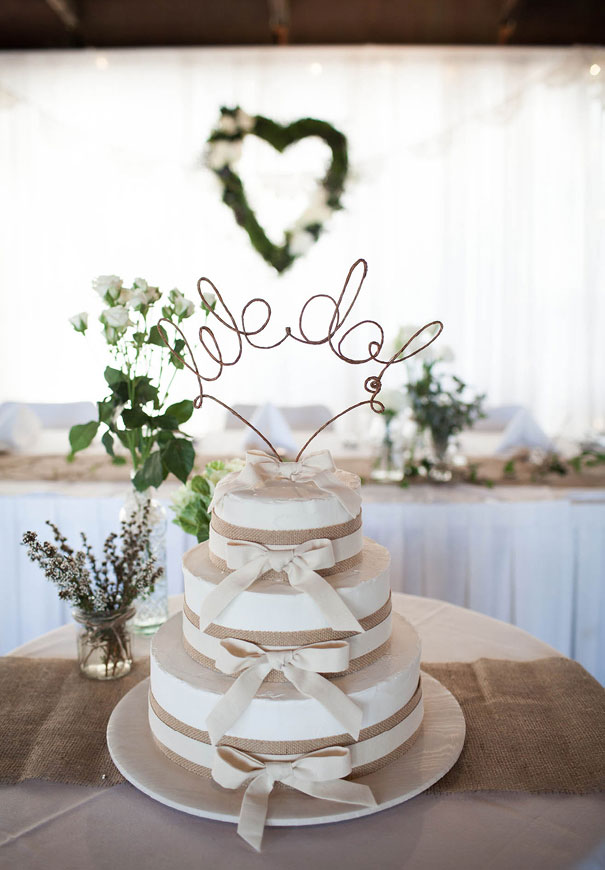 wedding-cake-inspiration-cheese-wheel-naked-cake-flowers-traditional-cool-rainbow9