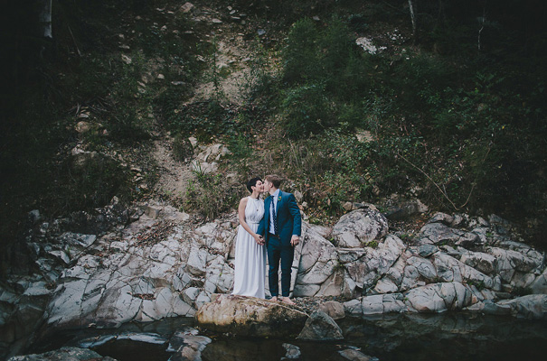 brisbane-wedding-photographer-bush-waterfall-australian-barefoot-bride347