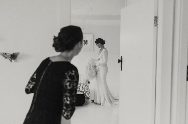 sydney-wedding-photographer-custom-wedding-dress6