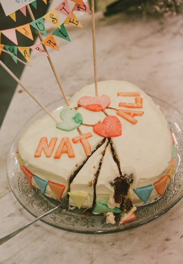naked-wedding-cake-reception-flowers-inspiraton-donut-cake211