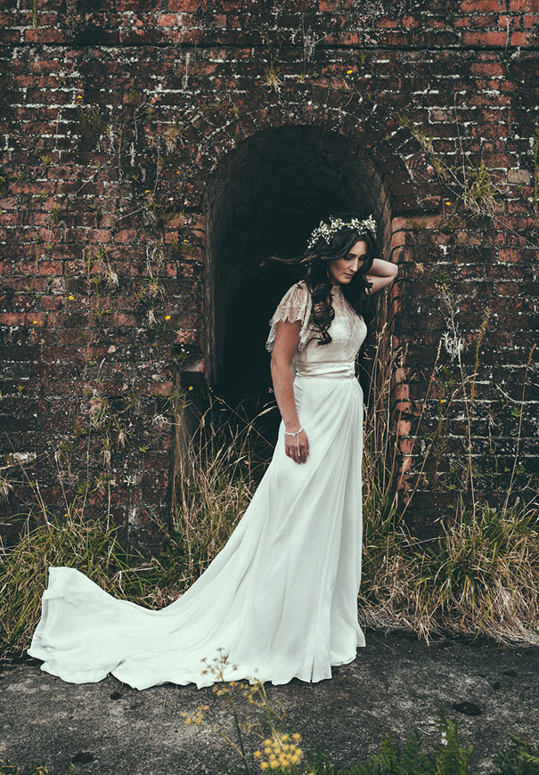 DIY-new-zealand-wedding-photographer-barn-boho-bride6