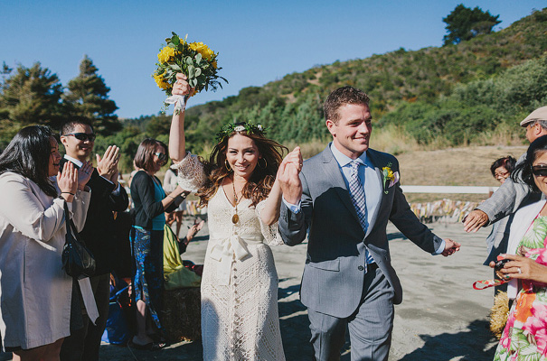 boho-bride-californian-wedding-barn-bhldn30