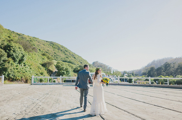 boho-bride-californian-wedding-barn-bhldn31