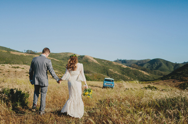 boho-bride-californian-wedding-barn-bhldn42