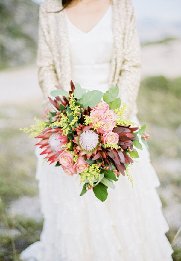 cool-beautiful-wild-flowers-bridal-bouquet-inspiration-wedding-florals11