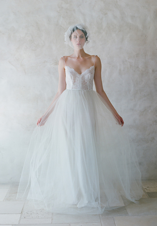 twigs-and-honey-bridal-accessories-wedding-dress-elizabeth-messina10