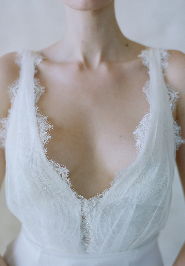 twigs-and-honey-bridal-accessories-wedding-dress-elizabeth-messina15