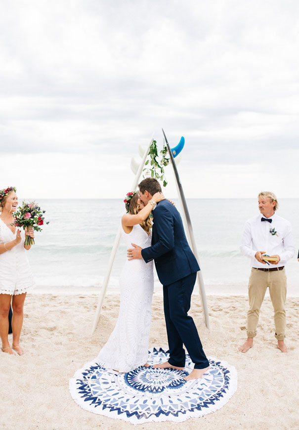 VIC-beach-coast-barefoot-boho-bride-melbourne-wedding32