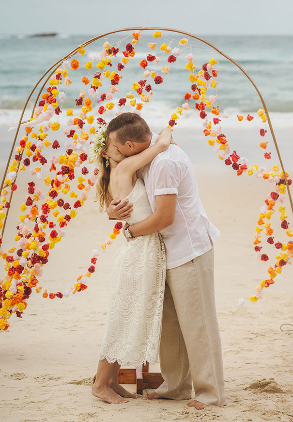 QLD-stradbroke-island-teeki-style-beach-coastal-barefoot-bride-wedding