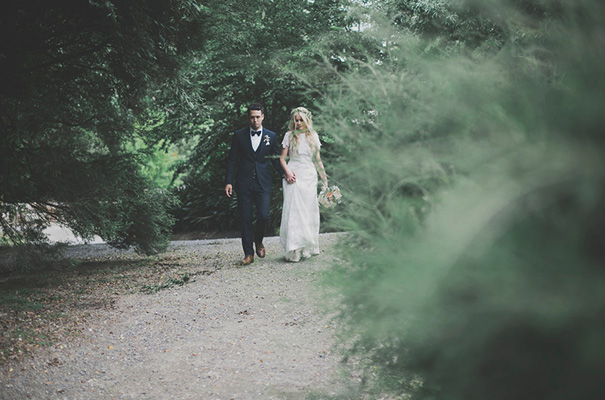rue-de-seine-bridal-gown-real-wedding-deer-farm-rural-victoria-wedding-photographer17