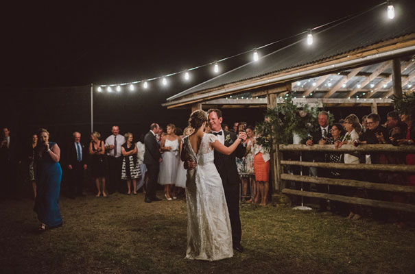 country-barn-wedding-ideas-inspiration37
