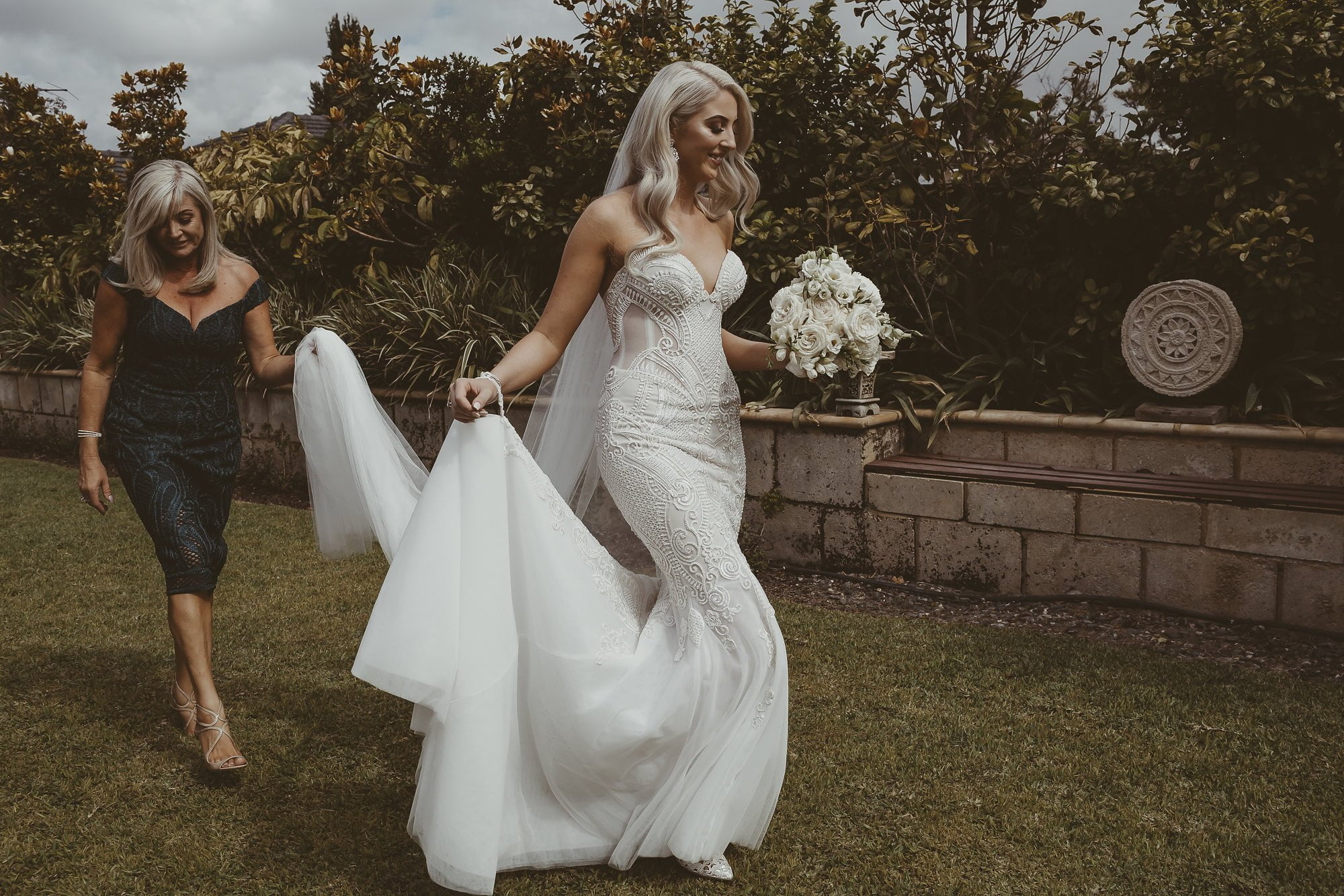 LAURA & JAMES’ PERTH WEDDING Hello May